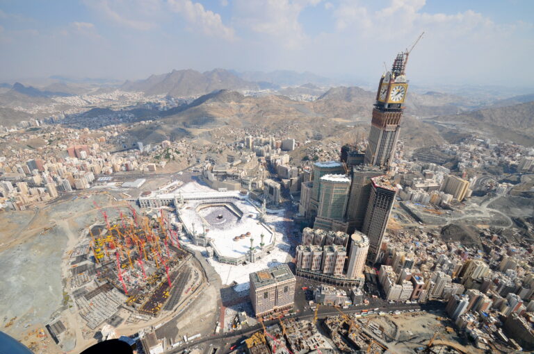 Heboh Arab buat Ka’bah di Metaverse, Ada Apa Raja Salman?